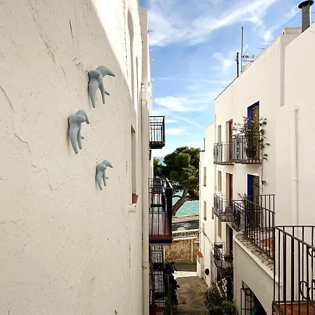 Casa Blava, Casco Antiguo De *