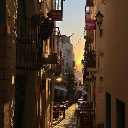 Casa Blava, Casco Antiguo De Peniscola