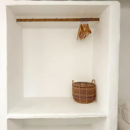 Casa Blava, Casco Antiguo De